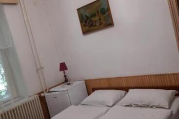 مبيت وإفطار Bendegúz Villa