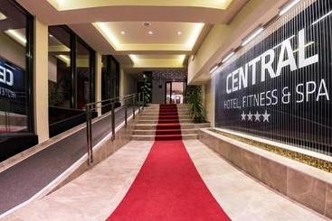 Central Hotel, Fitness And Spa