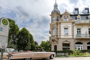 هتل Villa Grunewald