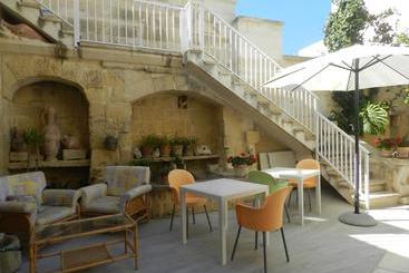 Miria Bed And Breakfast