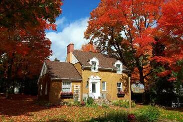 Gîte La Belle Aventure B&b