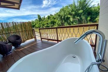 酒店 Binlha Raft Resort