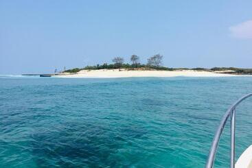 בית מלון כפרי Cafe Central