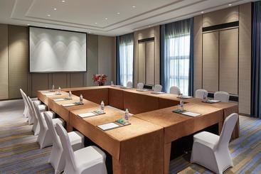 هتل Wanda Realm Resort Harbin Songbei