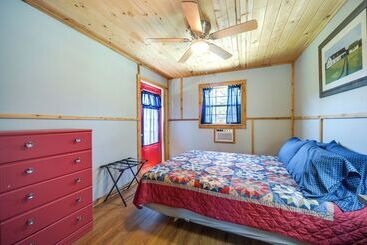 별장 Serene Hill Country Cabin W/ Deck Near Wineries!
