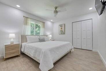 بيت ريفى Casa Bonita By Avantstay Large Backyard, Patio, Pool + Hot Tub