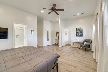 بيت ريفى Near Disney:  T Morrow S Grand Getaway  W/ Dock!