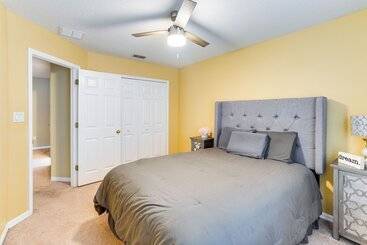 茅舍 Family Friendly Home < 26 Mi To Disney & Universal