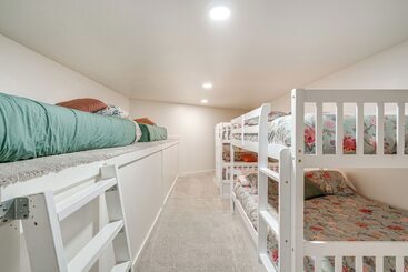 コテージ Group Friendly Panguitch Cabin Near Nat L Parks!