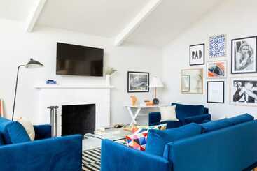 کلبه Hamilton I & Ii By Avantstay Modern 6 Bdr W/ Spa & Rooftop Patio