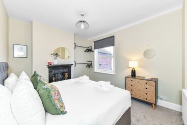 פנסיון Haydn House