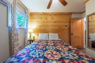 별장 Arcade, Sports Bar, Deck Living, Fire Pit, Near The Lake! Sasa By Avantstay