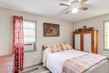 بيت ريفى Horses Welcome: Marble Falls Home W/ Grill!