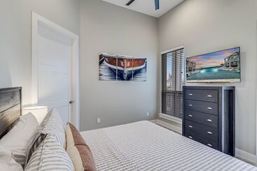 کلبه Sunday Funday 114 Bar