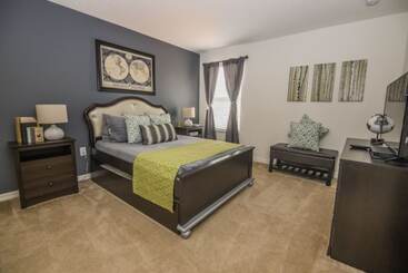 بيت ريفى The Stirling Luxury Solterra Vacation Home