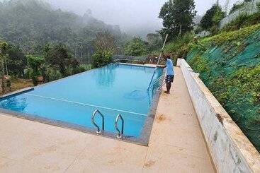 فندق Elements Resort