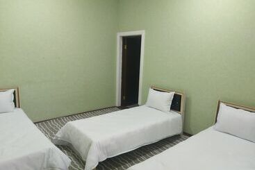 בית מלון כפרי Gold 999