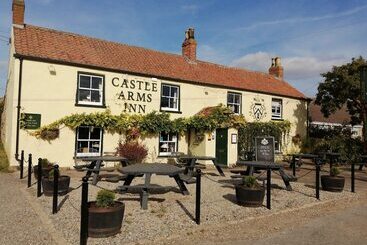 בית מלון כפרי Castle Arms Inn