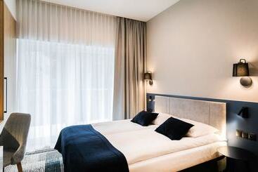 Отель Vesper House