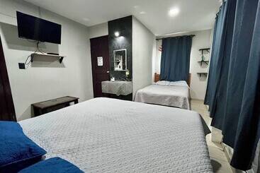 فندق El Castillo