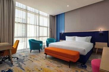 La Quinta By Wyndham Abu Dhabi Al Wahda