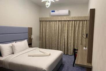 Отель Silver Sand