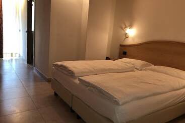 فندق Alpieve Albergo Pieve