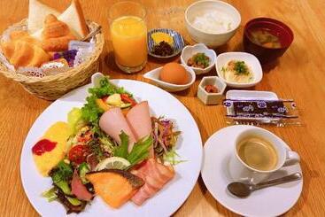 호텔 Fukuyama Plaza