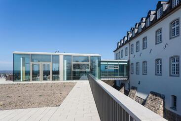 هتل Katholischsoziales Institut