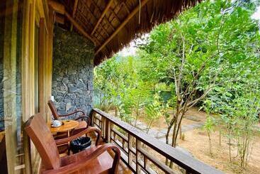 هتل La Maison De Buoc