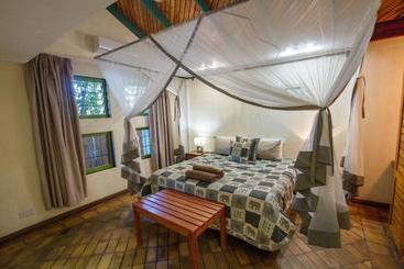 تختخواب و صبحانه Flatdog Lodge
