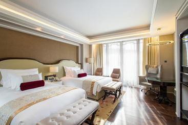 Grand Bay Hotel Beijing