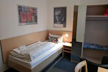 هتل Aprotos Lüneburger Hof