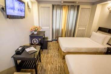 هتل Heaven Yangon