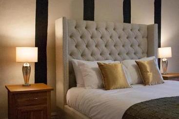 The Swan Hotel Bar And Grill