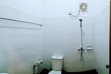 Pinlon Pann Motel