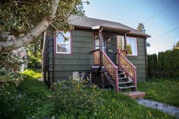 تختخواب و صبحانه Huckleberry Cottage