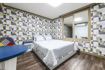 Dubai Motel
