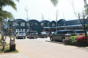 هتل Asia Bay Resort