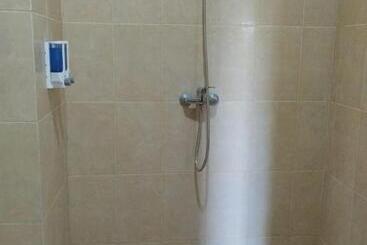 호텔 Padang Padang Inn