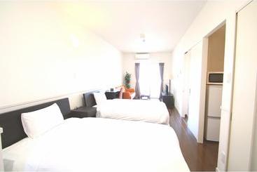 هتل Resort Class Inn Onna Village