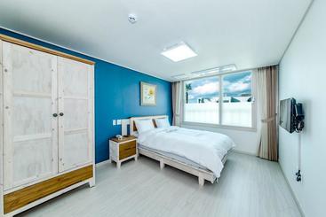 Jeju Jukwang Resort