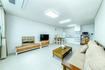 Jeju Jukwang Resort