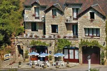 Отель Hôtel Chante Perdrix