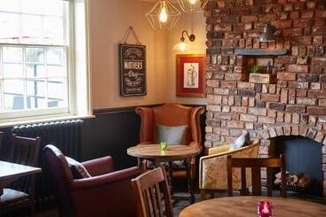 فندق Pen And Parchment By Greene King Inns