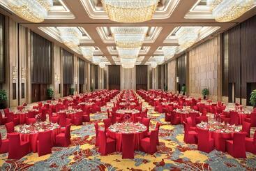 בית מלון כפרי Shangri La Yiwu   Close To Yiwu International Trade Market