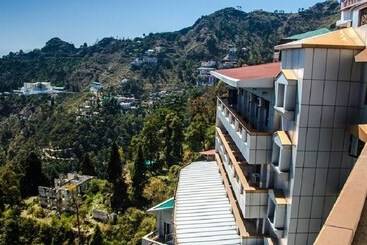 Отель Shilton By Royal Collection