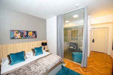 Urban Boutique Hotel Center