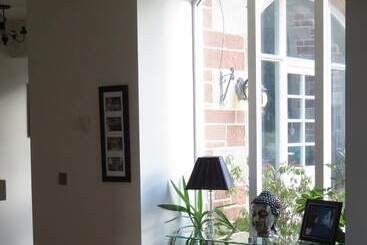 צימר The Barn At The Coach House