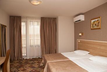 בית מלון כפרי Motto